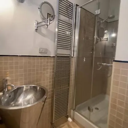 Apartment Casa Via Marmorata Rome
